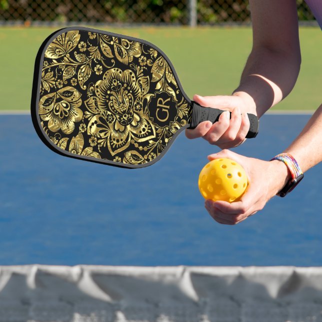 Schwarzes und goldfarbenes Damastmuster Pickleball Schläger (InSitu)