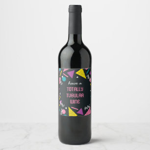 Schwarzes Weinlabel im 80er-Jahre-Muster Weinetikett