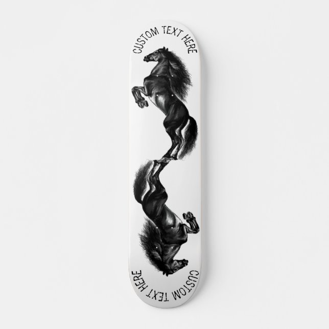 Schwarzes Wildpferd - Schwarz und Weiß Zeichnend Skateboard (Vorne)