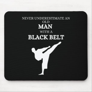 Schwarzgurt Spruch Karate Kampfsport Mousepad