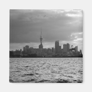 Schwarzweiss-Auckland-Skyline Magnet