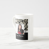 Schwarzweiss-Blumendamastschablone