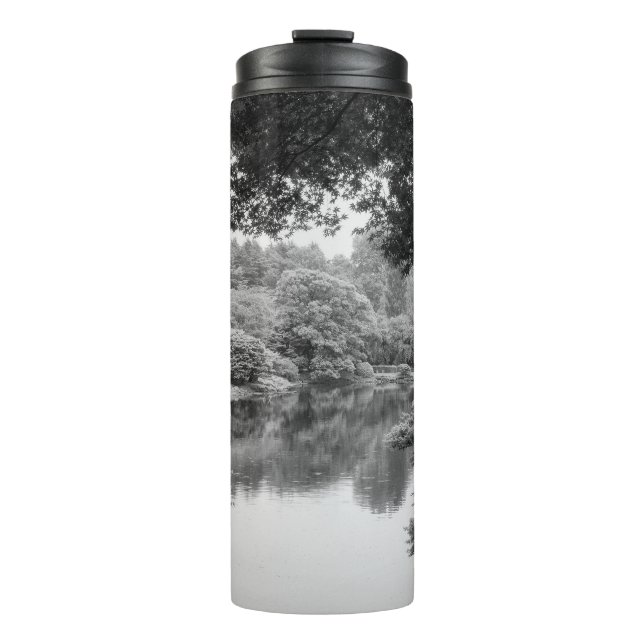 Schwarzweiß, cool, einzigartig Natur und See Thermosbecher (Vorderseite)