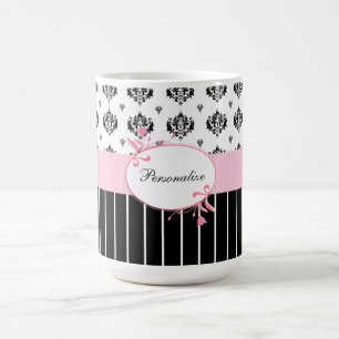 Schwarzweiss-Damast-schickes rosa Blumen mit Namen Kaffeetasse