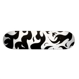 Schwarzweiss-Feuerentwurfs-Skateboard Skateboard