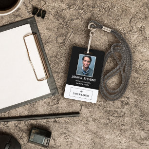 Schwarzweiß-Foto- und Logo-Mitarbeiter-ID-Ausweis Ausweis