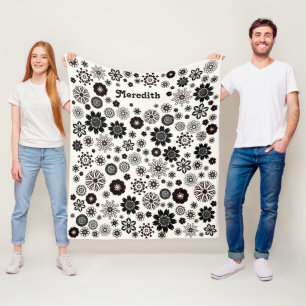 Schwarzweiß-Hübsche Blume Boho Ihren Namen hinzufü Fleecedecke