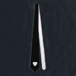Schwarzweiss-Liebe-Herz-Entwurf Krawatte<br><div class="desc">Ein weißes Herz auf einem schwarzen Hintergrund.</div>