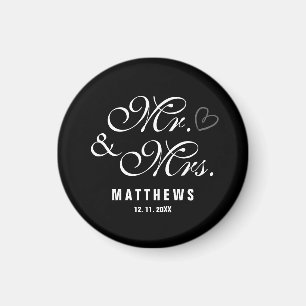 Schwarzweiß Mr. and Mrs. Wedding Monogram Magnet