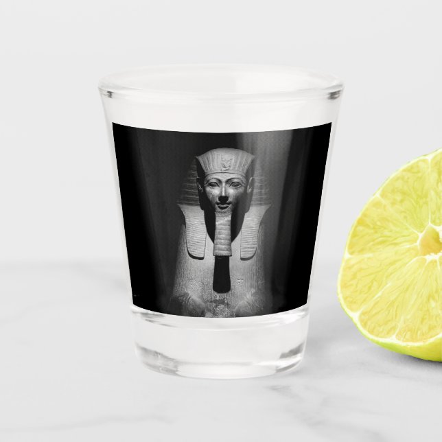 Schwarzweiß-Pharao-König Schnapsglas (Vorderseite)