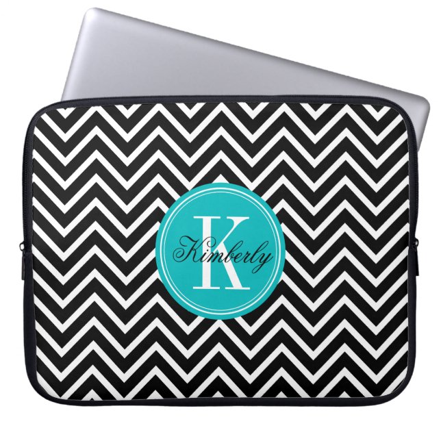 Schwarzweiss-Zickzack mit aquamarinem Monogramm Laptopschutzhülle (Vorderseite)