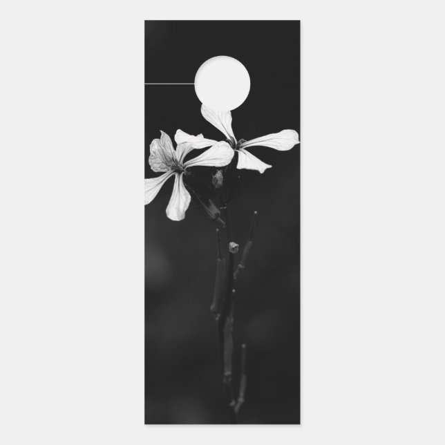 Schwarzweißblumen Türanhänger (Vorderseite)