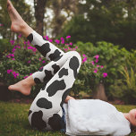 Schwarzweißdruck Leggings<br><div class="desc">Die Leggings sind eine vielseitige und stilvolle Ergänzung zu Ihrem Kleiderschrank. Diese Leggings zeigen ein klassisches Design und zeigen das typische Schwarz-Weiß-Kuh-Druckmuster. Die Kontrastfarben schaffen eine auffallende visuelle Wirkung, die Ihrem Outfit Eleganz und Modernität verleiht. Aus hochwertigen, dehnbaren Stoffen gefertigt, bieten diese Leggings eine komfortable und geschmackvolle Passform. Ob gepaart...</div>
