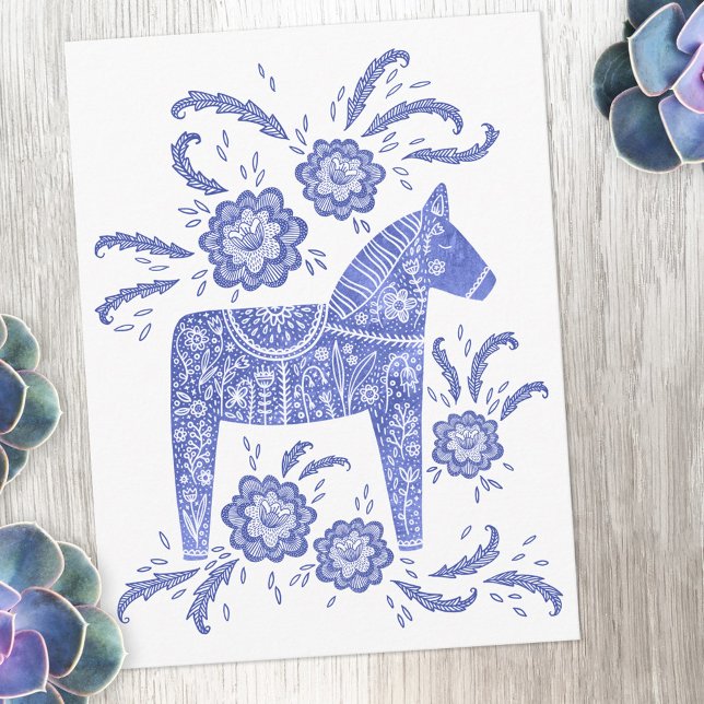 Schwedische Dala Horse Blue und White Postcard Postkarte (Blue and white Swedish Dala Horse postcard)