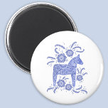 Schwedischer Dala HorBlue und White Magnet<br><div class="desc">Ein traditionelles schwedisches Dala Horse Design in Perwinkle blau und weiß für Pferd- und Ponyfreunde.</div>