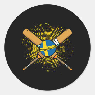 Schwedisches Cricket-Schläger und LL-Flagge von Sc Runder Aufkleber