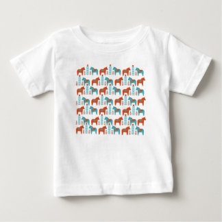 Schwedisches Volkskunst-Dola-Pferde und -Blume-Mus Baby T-shirt