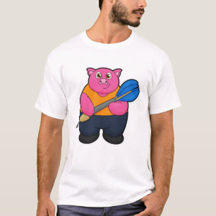 Schweinefleisch als Dart-Spieler mit Darts T-Shirt