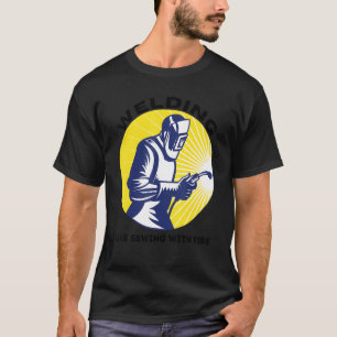 Schweißen der Nähte mit Schweißschweissschweißschw T-Shirt
