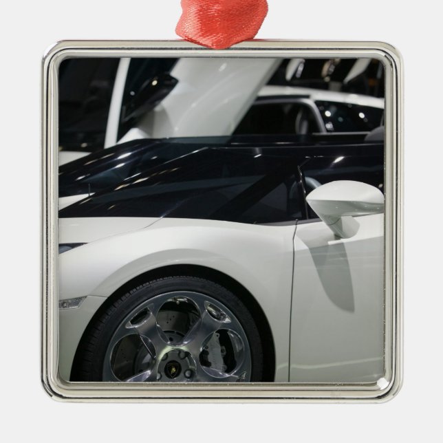 SCHWEIZ, GENF: 75. Genfer Auto jährlich 9 Silbernes Ornament (Vorne)