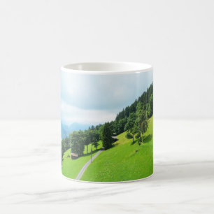 Schweizer Alpen im Sommer Kaffeetasse