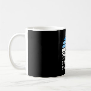 Schweizer Alpen Retro-Bergszene mit gestreiftem Hi Kaffeetasse