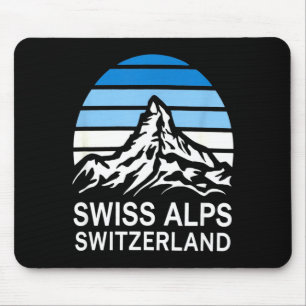 Schweizer Alpen Retro-Bergszene mit gestreiftem Hi Mousepad