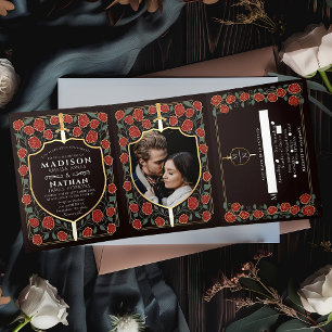 Schwert & Schild Mittelalterliche Fantasy Monogram Dreifach Gefaltete Einladung