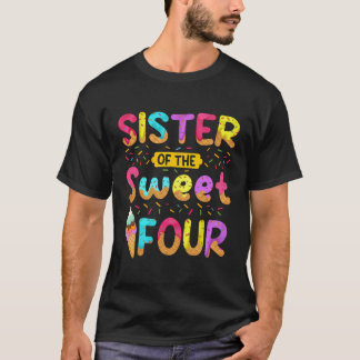 Schwester der süßen 4. Geburtstagskarte T-Shirt