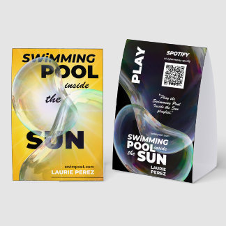 Schwimmbad in der Sonnenanzeige und -präsentation Tischaufsteller
