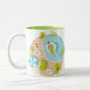 Schwimmbad Typ auf tropischen Sommerurlaub am Stra Zweifarbige Tasse
