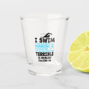 Schwimmen - ich schwimme schnapsglas