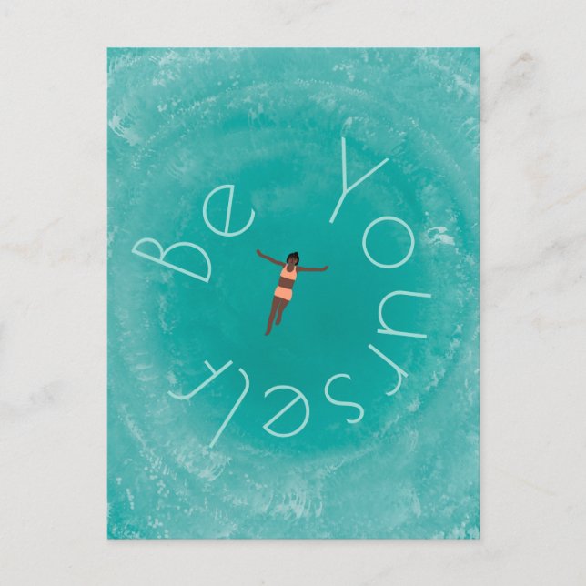 Schwimmen im blauen Ozean personalisierte Postkarte (Vorderseite)