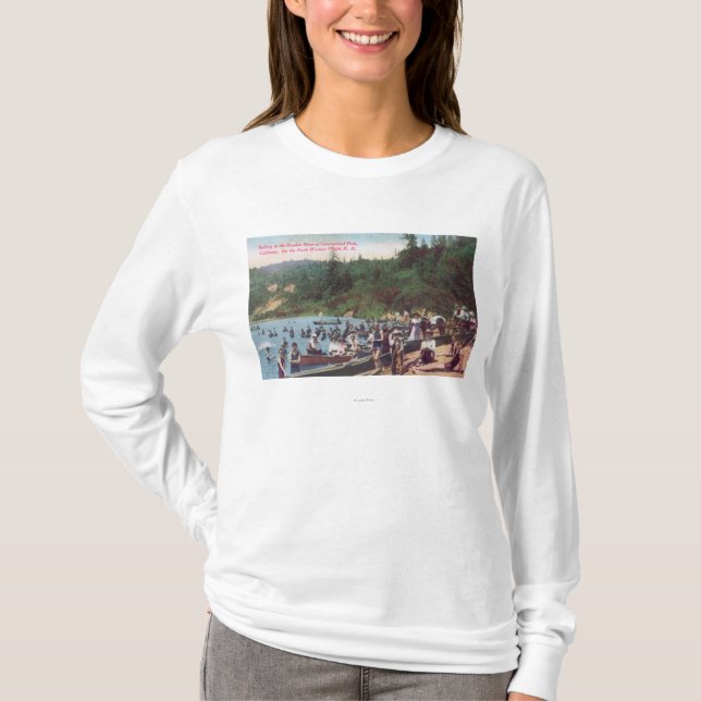 Schwimmen und Bootfahrt auf dem russischen Fluss T-Shirt (Vorderseite)