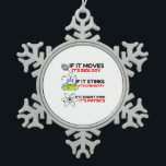 SCIENCE BIOLOGY CHEMISTRY PHYSICS SCHNEEFLOCKEN Zinn-Ornament<br><div class="desc">Cool,  Comic,  Liebe,  Funny,  Coupes,  Vintager Sport,  Retro,  Niedlich,  Weihnachten,  Nerd,  Spaß,  Geek,  Hipster,  Wissenschaft</div>