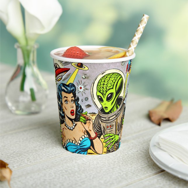 Science Fiction-Comicen für Retro-Alien Pappbecher (In Situ)