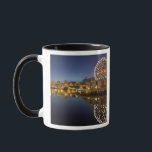 Science World und CBD spiegeln sich in False Creek Tasse<br><div class="desc">COPYRIGHT David Wall / DanitaDelimont.com| CN02 DWA0002.jpg| Science World und CBD,  reflektiert in False Creek,  Vancouver,  British Columbia,  Kanada</div>