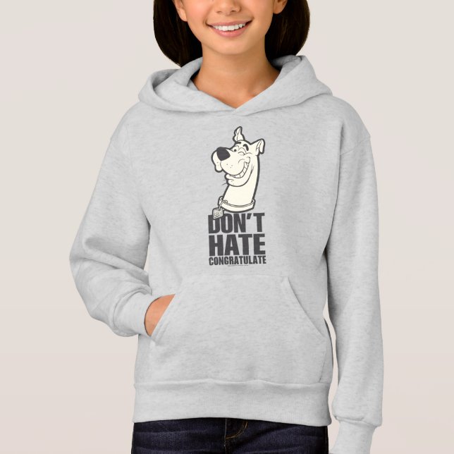 Scooby-Doo "Don't Hate, Congratuliere" Grafik Hoodie (Vorderseite)