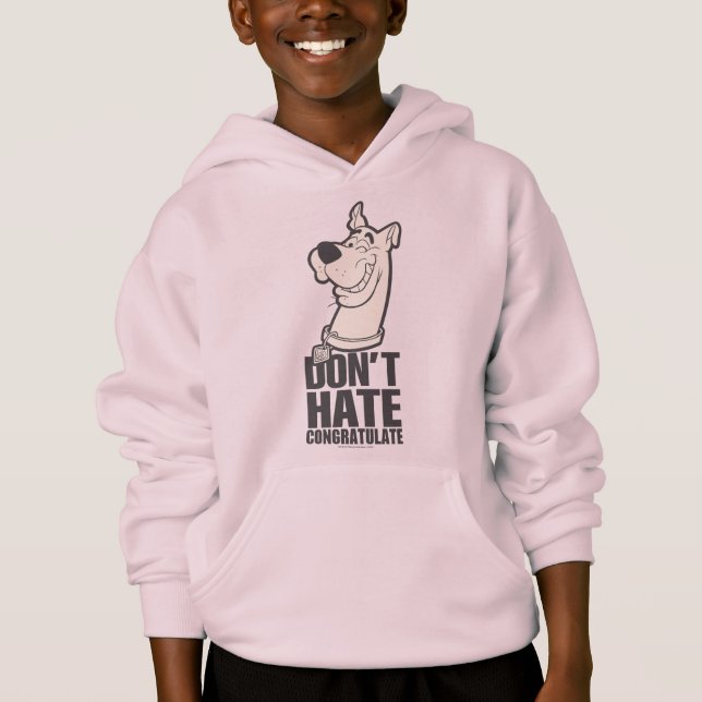 Scooby-Doo "Don't Hate, Congratuliere" Grafik Hoodie (Vorderseite)