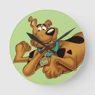 Scooby-Doo lying Down Runde Wanduhr