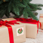 Scooby im Weihnachtsreich - Personalisiert  Quadratischer Aufkleber<br><div class="desc">Frohe Weihnachten von Scooby-Dooby Doo! Personalisieren Sie diese,  indem Sie einen benutzerdefinierten Gruß und Ihren Familiennamen hinzufügen.</div>