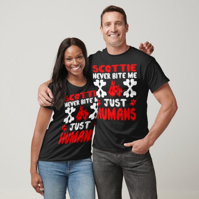 Scottie beißt nie nur menschliches Geschenk T-Shirt (Unisex)