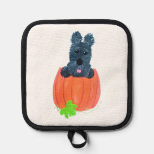 SCOTTIE IM PULMPKIN-INHABER/HERBSTPOT-INHABER TOPFLAPPEN