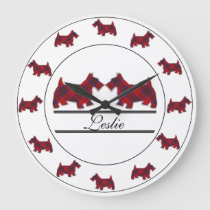 Scottish Clan Leslie Red Tartan Scottie Dogs Große Wanduhr