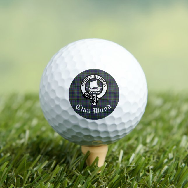 Scottish Clan Wood Wappen & Tartan Golfball (Insitu T-Shirt)