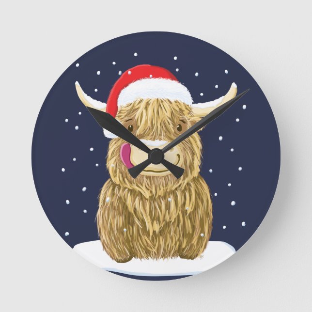 Scottish Highland Cow In The Christmas Snow Runde Wanduhr (Vorderseite)