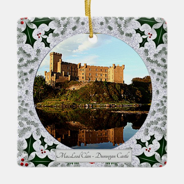 Scottish MacLeod Clans Dunvegan Castle Xmas Keramikornament (Vorderseite)