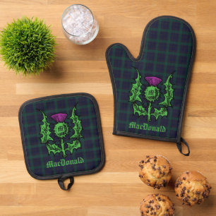 Scottish Thistle auf Dark Tartan Individuelle Name Ofenhandschuh & Topflappen-Set