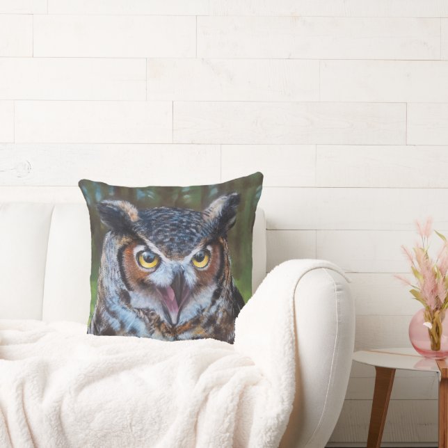 Screeching Owl Pillow Kissen (Liege)