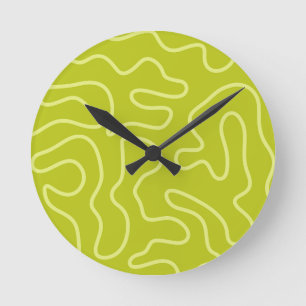 Scribble-Labyrinth-Abstraktes Muster in Wasabi-Grü Runde Wanduhr